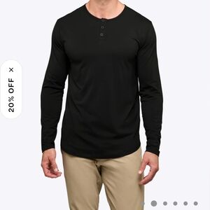 Cuts Curve Hem Henley In Black